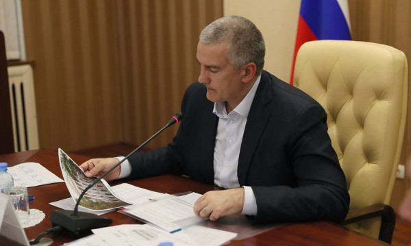 Аксёнов делает ставку на молодёжь Крыма