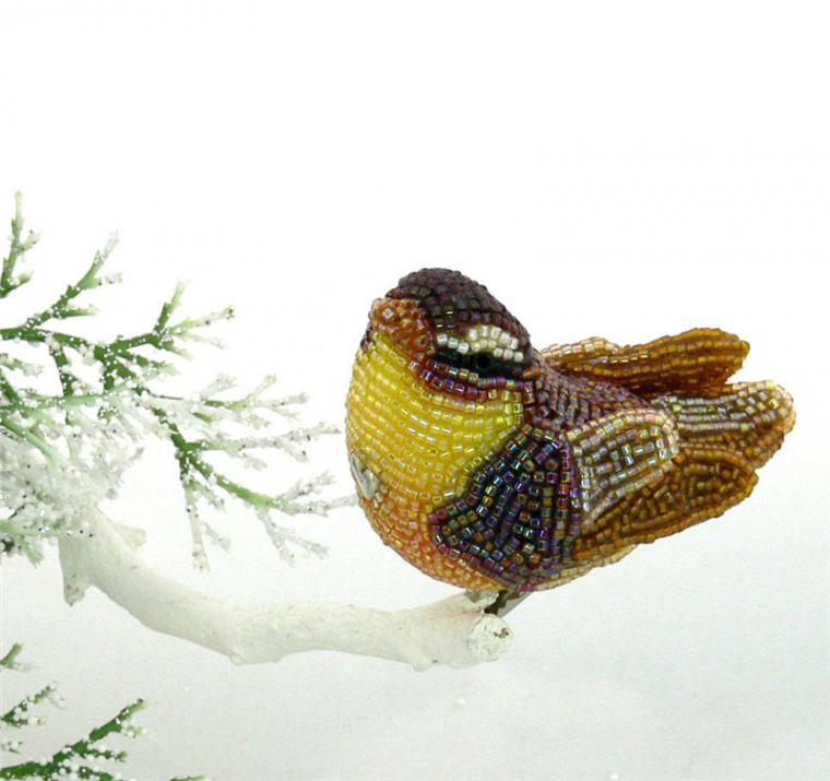 Очаровательные птички из бисера от Meredith Dada