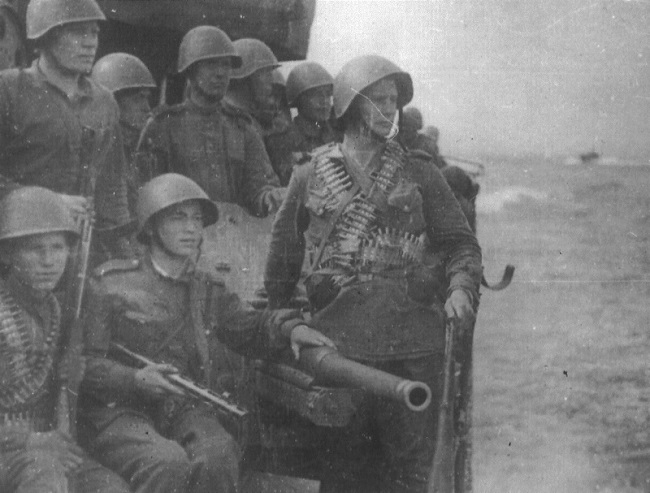 8 августа 1945 года Советский Союз объявил войну Японии. 8 августа 1945 года Советский Союз объявил войну Японии.