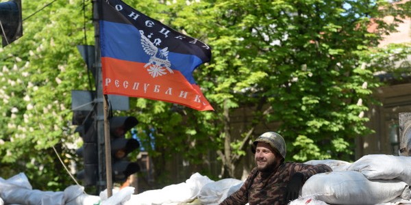 Правительство ДНР официально опровергло сообщение ряда СМИ о якобы готовности сохранить единое политическое пространство Украины