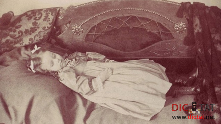 НИКОГДА НЕ ФОТОГРАФИРУЙТЕ СПЯЩИХ ЛЮДЕЙ. И ВОТ ПОЧЕМУ! НИКОГДА НЕ ФОТОГРАФИРУЙТЕ СПЯЩИХ ЛЮДЕЙ. И ВОТ ПОЧЕМУ!