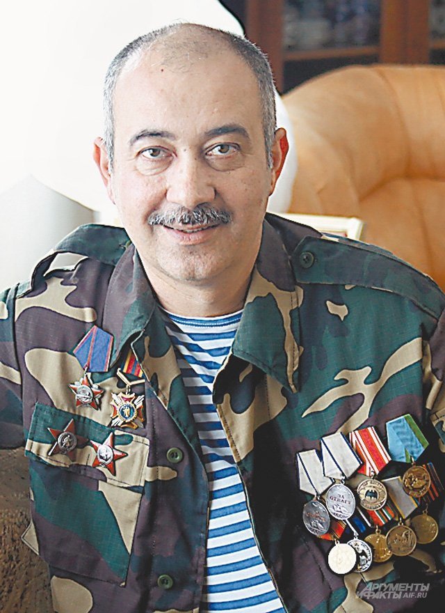 Самир Асанов Самир Асанов афган, война, история, факты