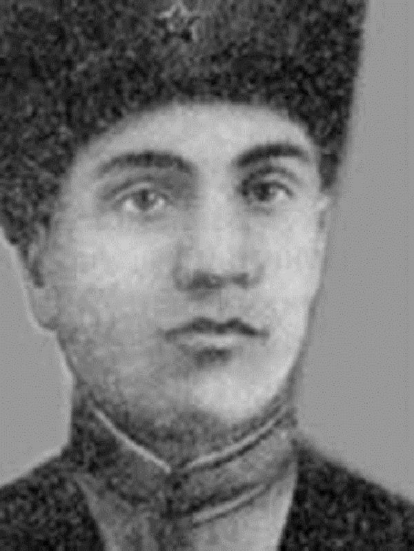 Герои Советского Союза. Ачмизов Айдамир Ахмедович (6 фото) Герои Советского Союза. Ачмизов Айдамир Ахмедович (6 фото)