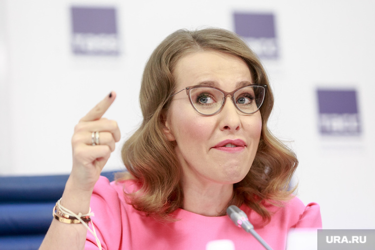 Собчак заявила, что стала причиной отставки губернатора Санкт-Петербурга