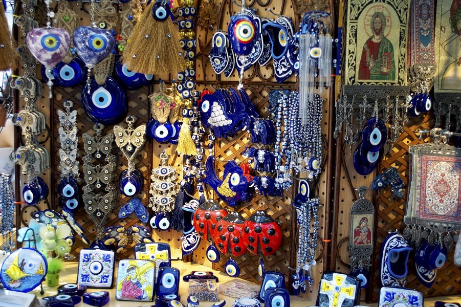 Nazars_Greek_evil_eye_charms.jpg Nazars_Greek_evil_eye_charms.jpg