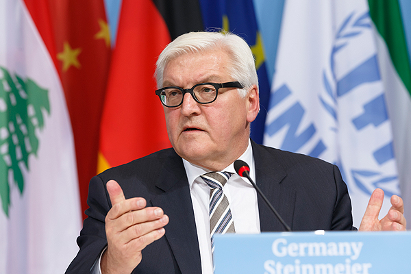 Самолет главы МИД Германии пропал в небе