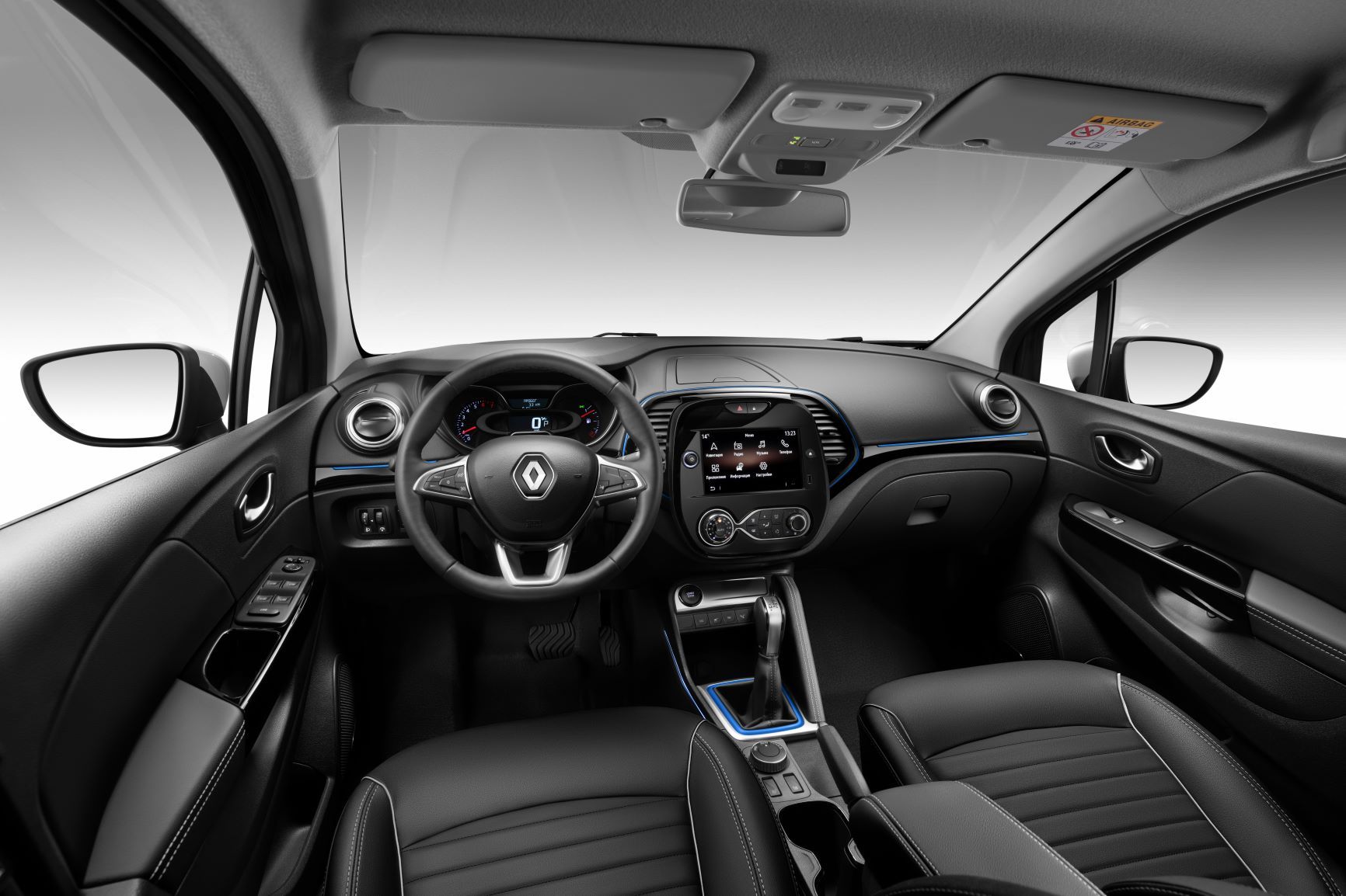 Новые подробности о новом RENAULT KAPTUR Новые подробности о новом RENAULT KAPTUR