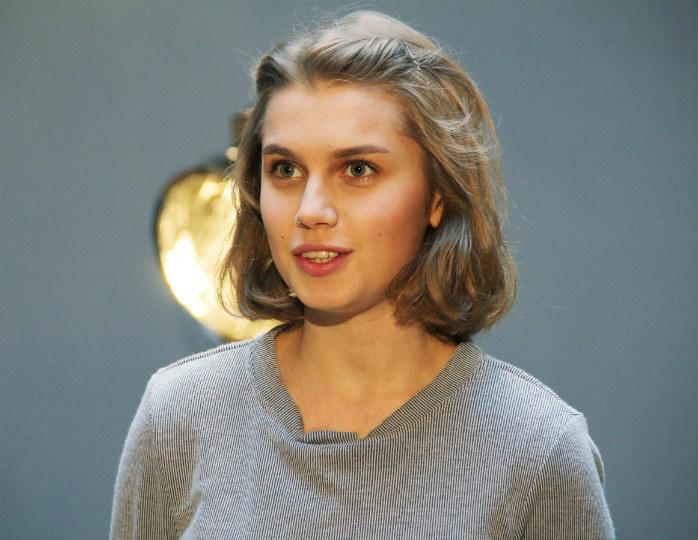 Больше не тайна: Дарья Мельникова показала округлившийся живот