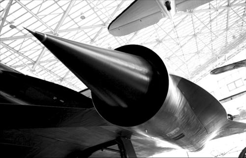 SR-71 «Черный дрозд»: самый скоростной самолет в мире SR-71 «Черный дрозд»: самый скоростной самолет в мире