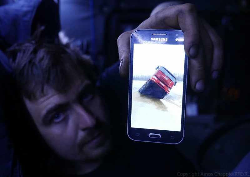 Приключения новозеландца на Колыме Приключения новозеландца на Колыме дальнобойщики, журналист меняет профессию, опасный бизнес, россия, сибирь