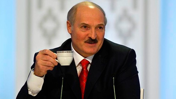 Лукашенко: На примере Украины видно, куда затягивает дружба с ЕС и США