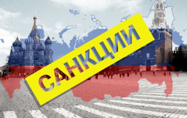 За Крымский мост: Украина ввела санкции против России