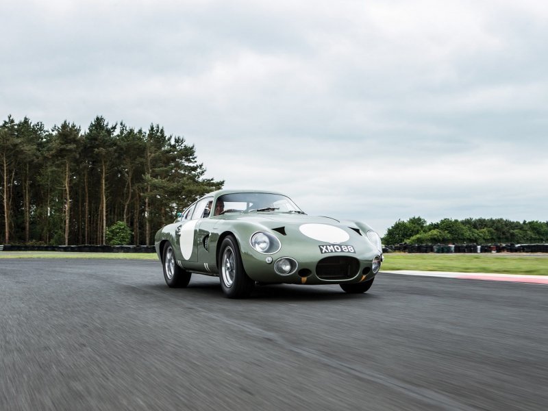 Уникальный гоночный Aston Martin 1963 года за 25 миллионов долларов Спорткар, первый в «Ле-Мане» набравший 300 км/ч, уйдет с молотка