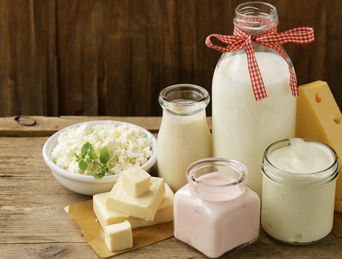 Кисломолочные продукты содержат в себе много вредных для обгорелой кожи компонентов. / Фото: worldofmeat.ru Кисломолочные продукты содержат в себе много вредных для обгорелой кожи компонентов. / Фото: worldofmeat.ru