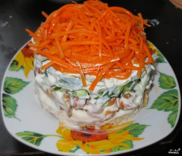 Салат с курицей и корейской морковью и болгарским перцем рецепт Салат с курицей и корейской морковью и болгарским перцем рецепт