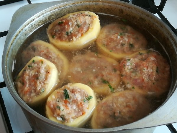 Картофельные "бочонки" с фаршем Картофельные "бочонки" с фаршем