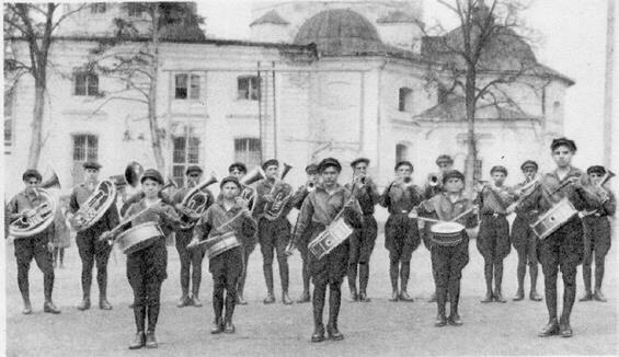130 ЛЕТ СО ДНЯ РОЖДЕНИЯ МАКАРЕНКО 130 ЛЕТ СО ДНЯ РОЖДЕНИЯ МАКАРЕНКО