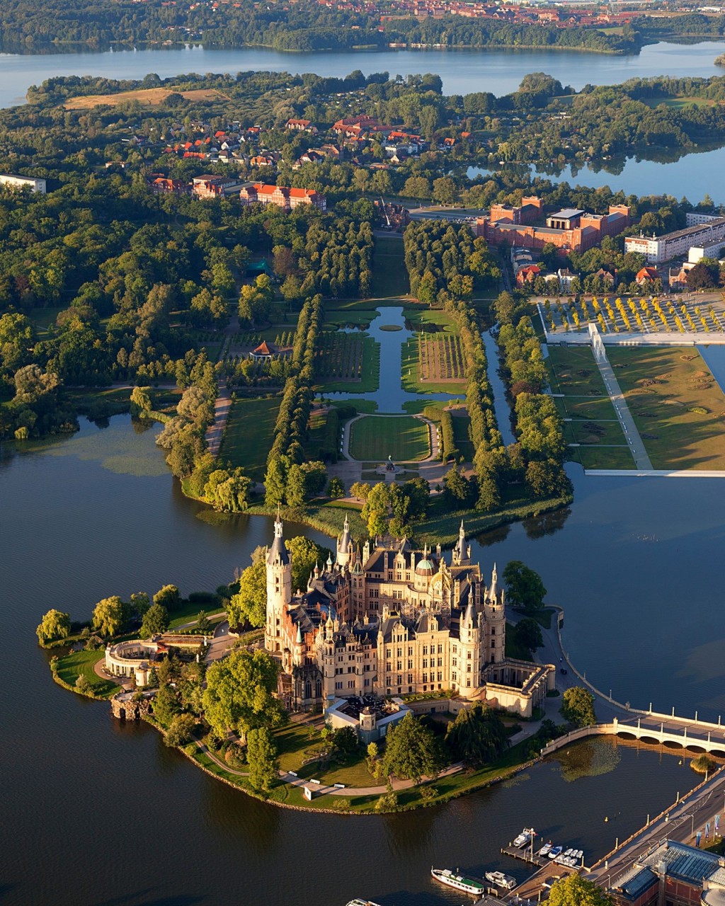   (Schwerin Castle), 