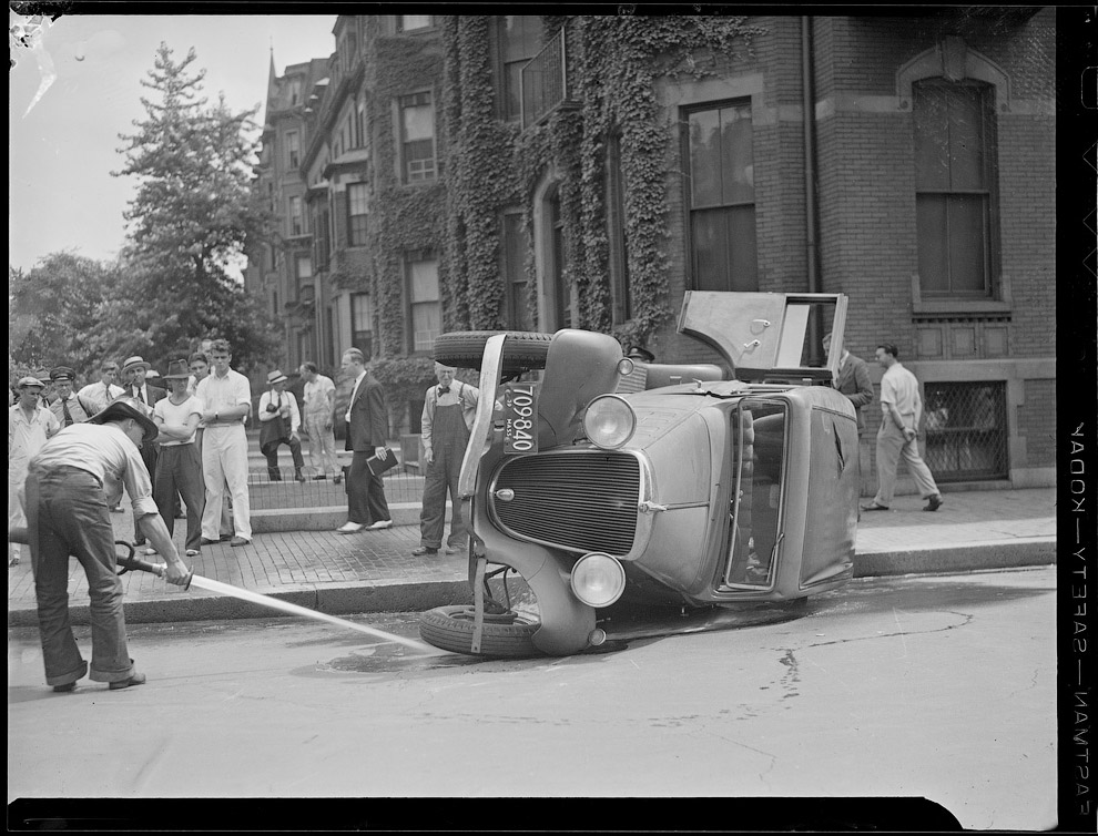 Фото подборка аварий на дорогах Америки в 1930—1950 годах