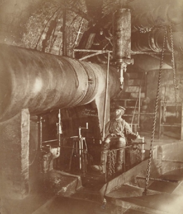 Феликс Надар. Канализация Парижа, 1865 год Почему парижского фотографа XIX века называли «Новый Леонардо»: Надар и его гениальные снимки