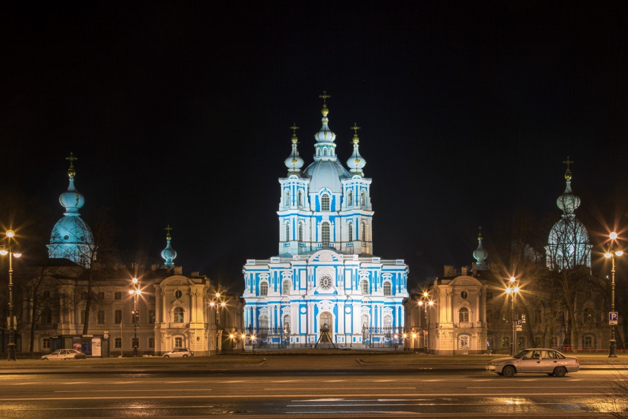 Смольный собор в Санкт-Петербурге зимой