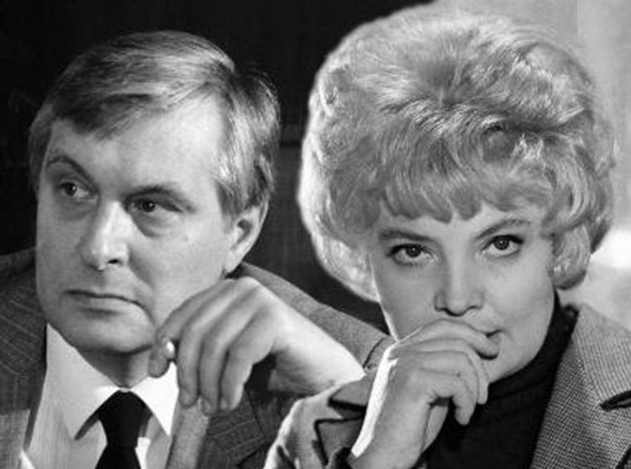 Молодо-зелено: 16 ранних и непродолжительных браков советских знаменитостей Молодо-зелено: 16 ранних и непродолжительных браков советских знаменитостей
