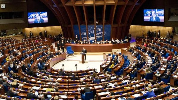 Журналист рассказал, как украинская делегация мешала выступать генсеку СЕ Журналист рассказал, как украинская делегация мешала выступать генсеку СЕ