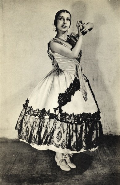 TAMARA TOUMANOVA (390x600, 58Kb)