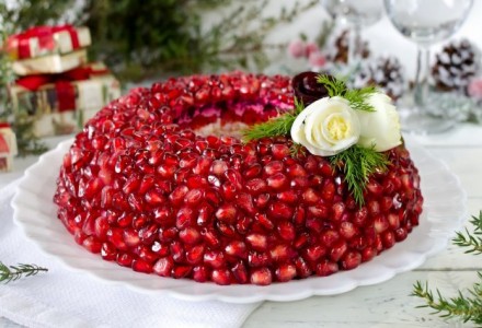 Вкусные салаты на праздничный стол Вкусные салаты на праздничный стол