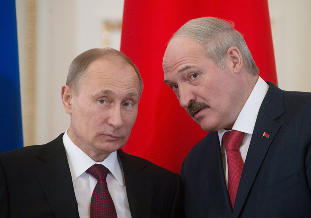 Почему Москва не требует от Минска глубоких реформ? Почему Москва не требует от Минска глубоких реформ?