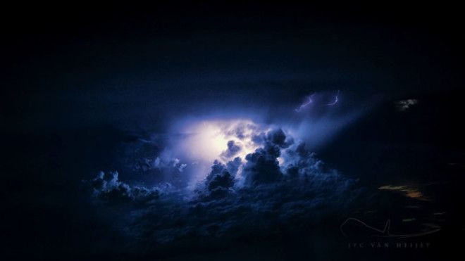 Свет во тьме. Свет во тьме