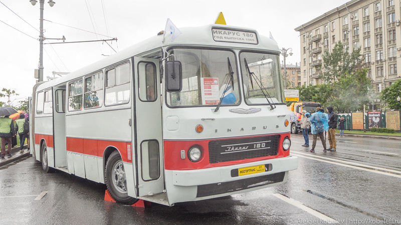 Автобусы и троллейбусы советской эпохи Автобусы и троллейбусы советской эпохи