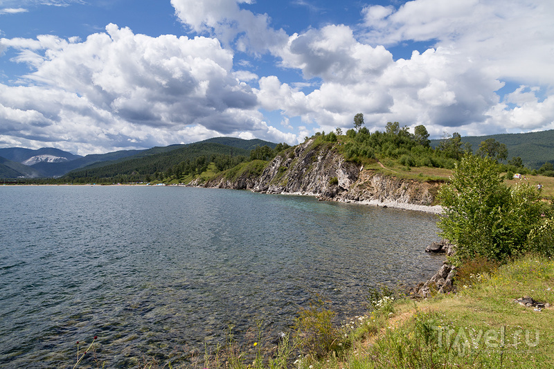 Байкал и Шаманский мыс / Фото из России