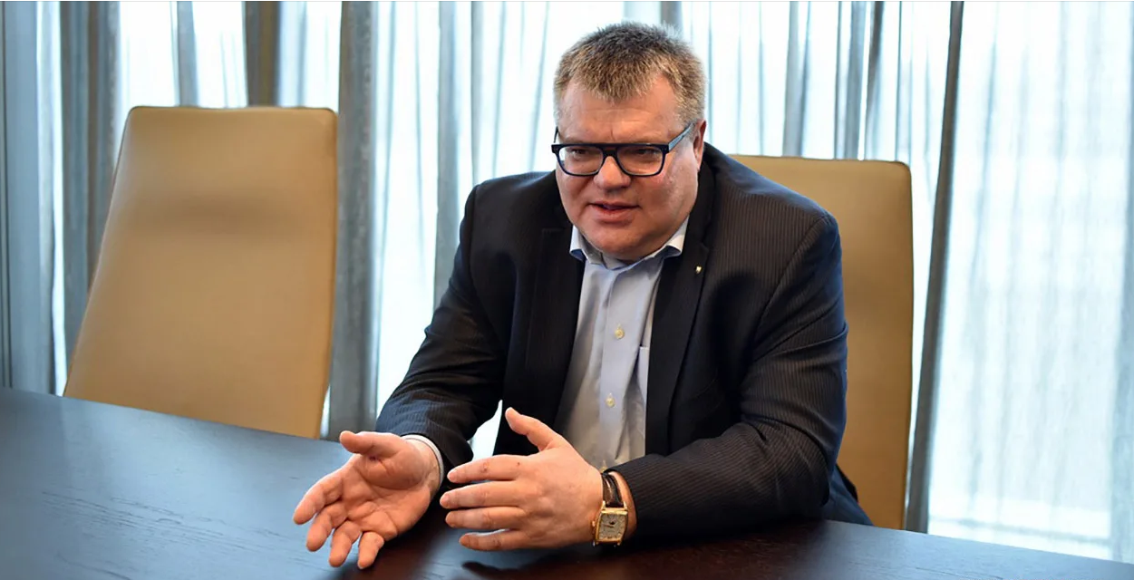 Кандидат в Президенты Беларуси умно поиронизировал над властью