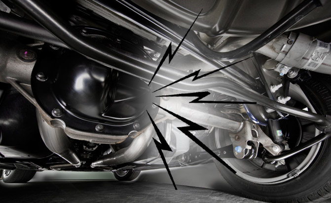 Дифференциал распределяет мощность на задние колеса. | Фото: autoguide.com. Дифференциал распределяет мощность на задние колеса. | Фото: autoguide.com.