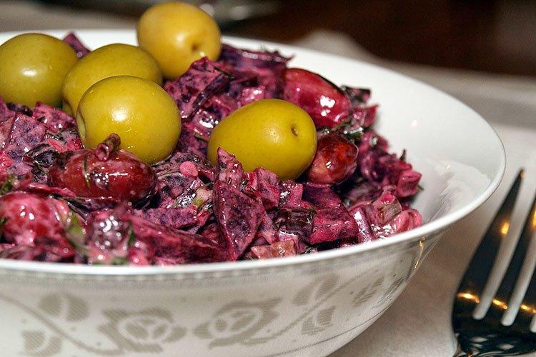 Салат с фасолью и свеклой - рецепты