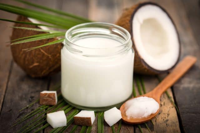 oconut-oil_adobestock_118994494