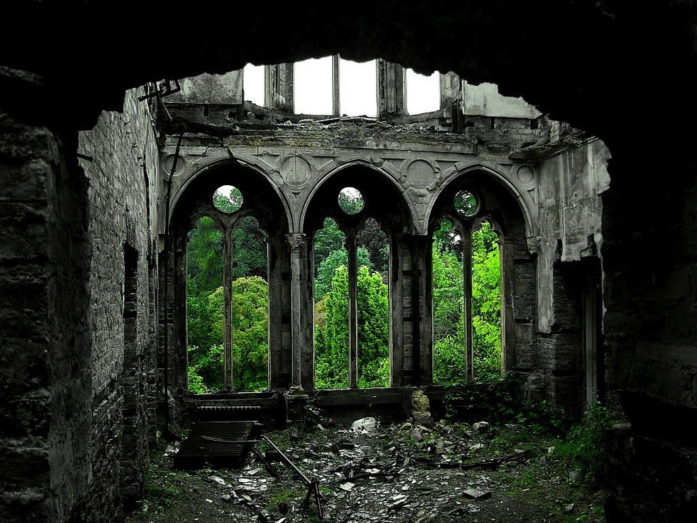 The 33 Most Beautiful Abandoned Places In The World 19