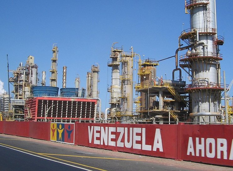 Chevron заявил о решении остаться в Венесуэле Chevron заявил о решении остаться в Венесуэле
