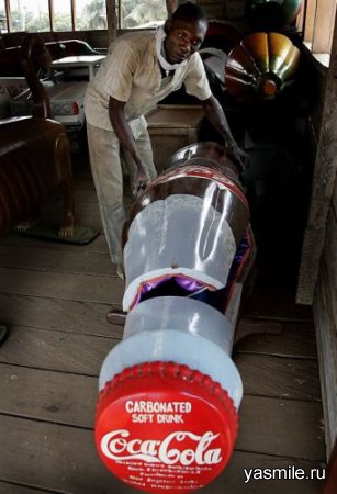 Необычные гробы для желающих оригинально покинуть бренный мир.