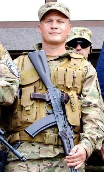 Роковой бой в Золотом: разведчики ЛНР разгромили пост артнаводчиков ВСУ Роковой бой в Золотом: разведчики ЛНР разгромили пост артнаводчиков ВСУ