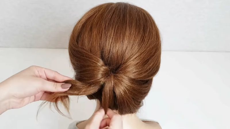 Просто сделать себе за минуту: элегантная причёска на короткие волосы Просто сделать себе за минуту: элегантная причёска на короткие волосы