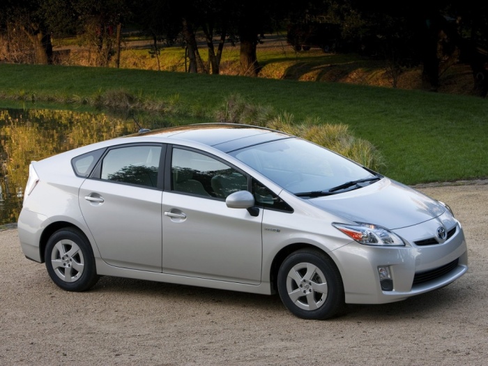 Toyota Prius для тех, кому нужна реальная экономия. Toyota Prius для тех, кому нужна реальная экономия.