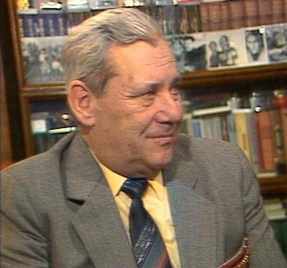 Семён Владимирович Высоцкий в док.фильме "Четыре встречи с ВВ", 1987 г. Семён Владимирович Высоцкий в док.фильме "Четыре встречи с ВВ", 1987 г.