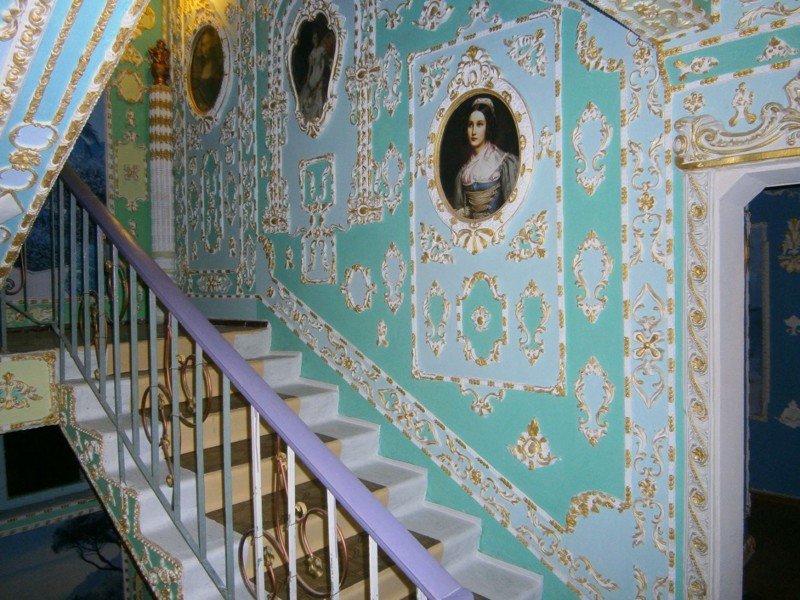 Подъезд как произведение искусства (15 фото) Подъезд как произведение искусства (15 фото)