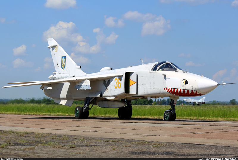 Su-24 N36-001