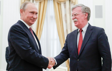 Путин и Болтон остались каждый при своем мнении после обсуждения ситуации на Украине Путин и Болтон остались каждый при своем мнении после обсуждения ситуации на Украине