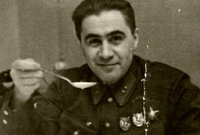 Он готовил план по ликвидации Гитлера и обезглавил ОУН Он готовил план по ликвидации Гитлера и обезглавил ОУН