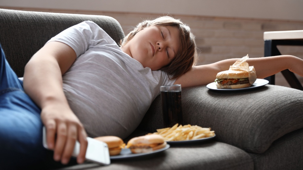 Pediatrics: смартфоны у детей до 12 лет связаны с проблемами со здоровьем