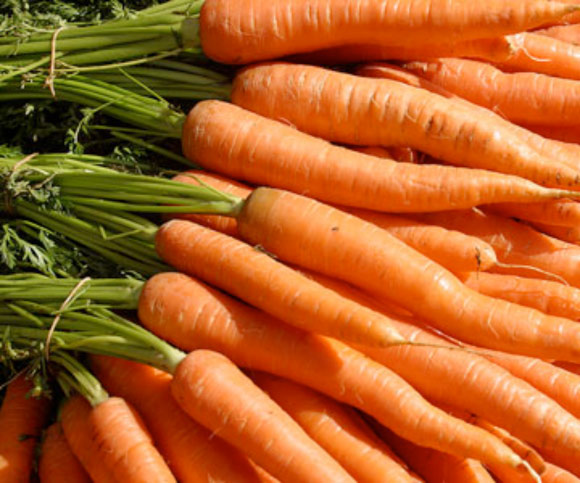 How Do Carrots Help You Stay Healthy. - Woman